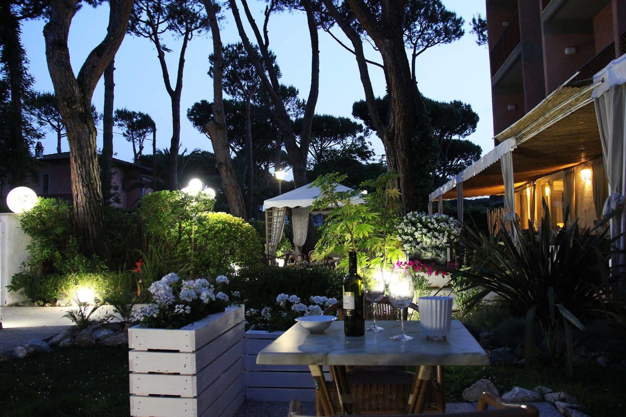 Hotel Bijou Forte dei Marmi Eksteriør billede
